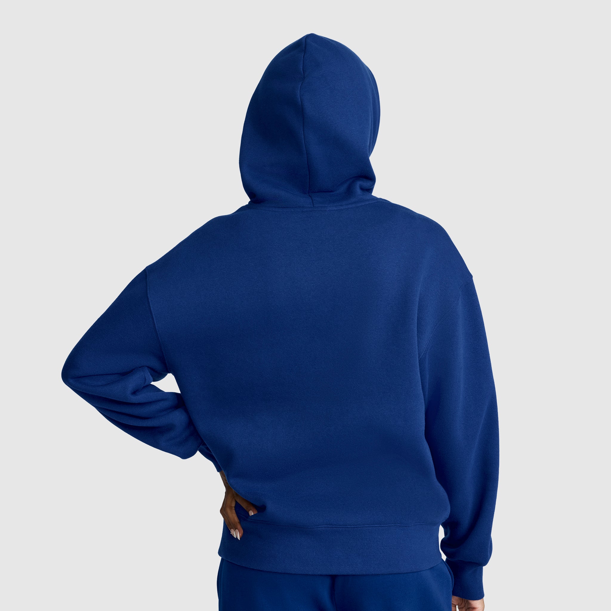Champion Women's Powerblend Relaxed Hoodie. Script Logo - Image 4